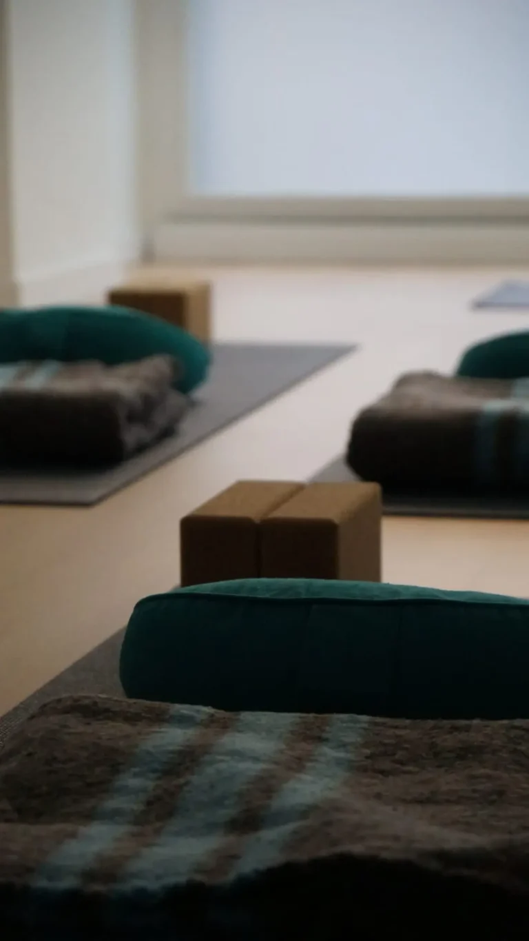 Alquiler sala para actividades y yoga en Les Corts, cerca del Eixample