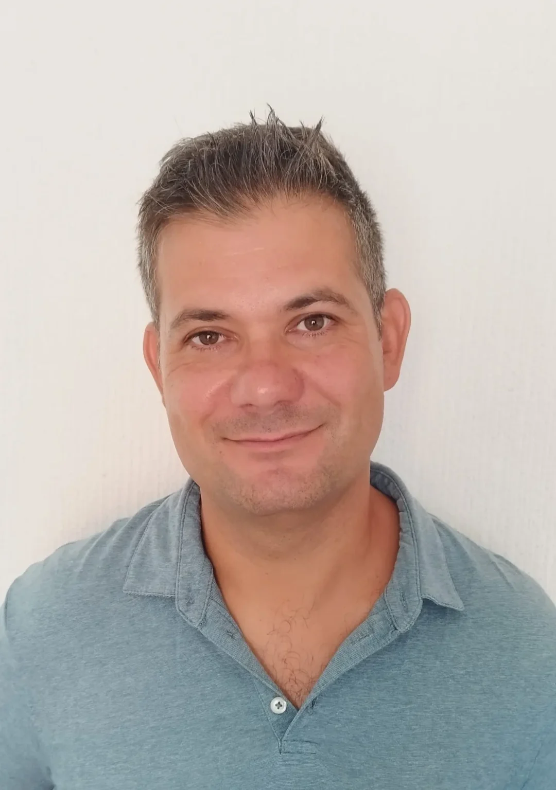 Psicoterapeuta y psicopedagogo en Barcelona, especializado en psicoterapia infantil, juvenil y de adultos en Les Corts.