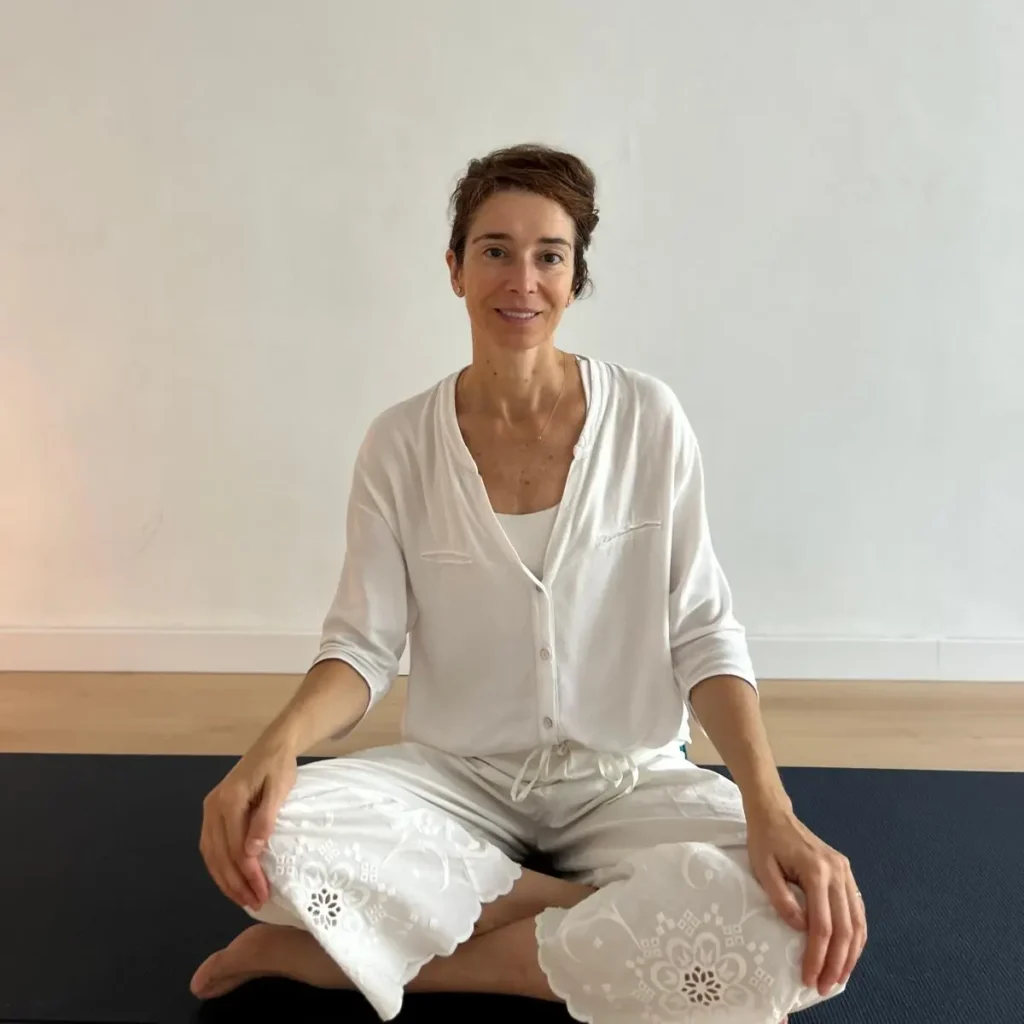 Clara – Profesora de Kundalini Yoga en Barcelona
