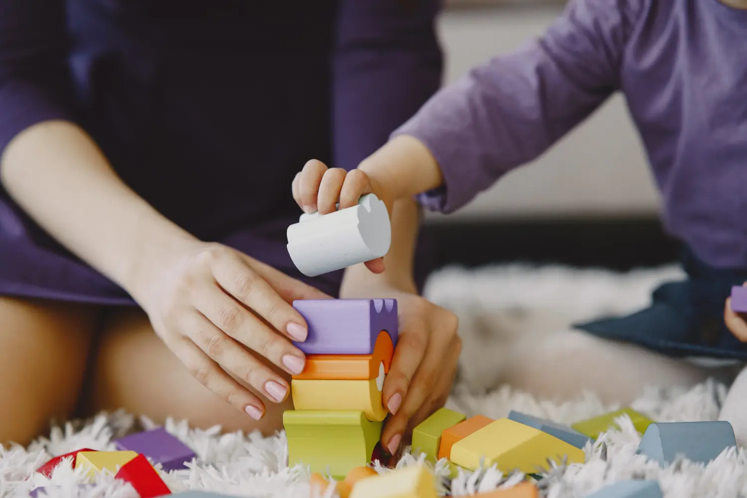terapia infantil en Barcelona con juego simbólico para expresar emociones